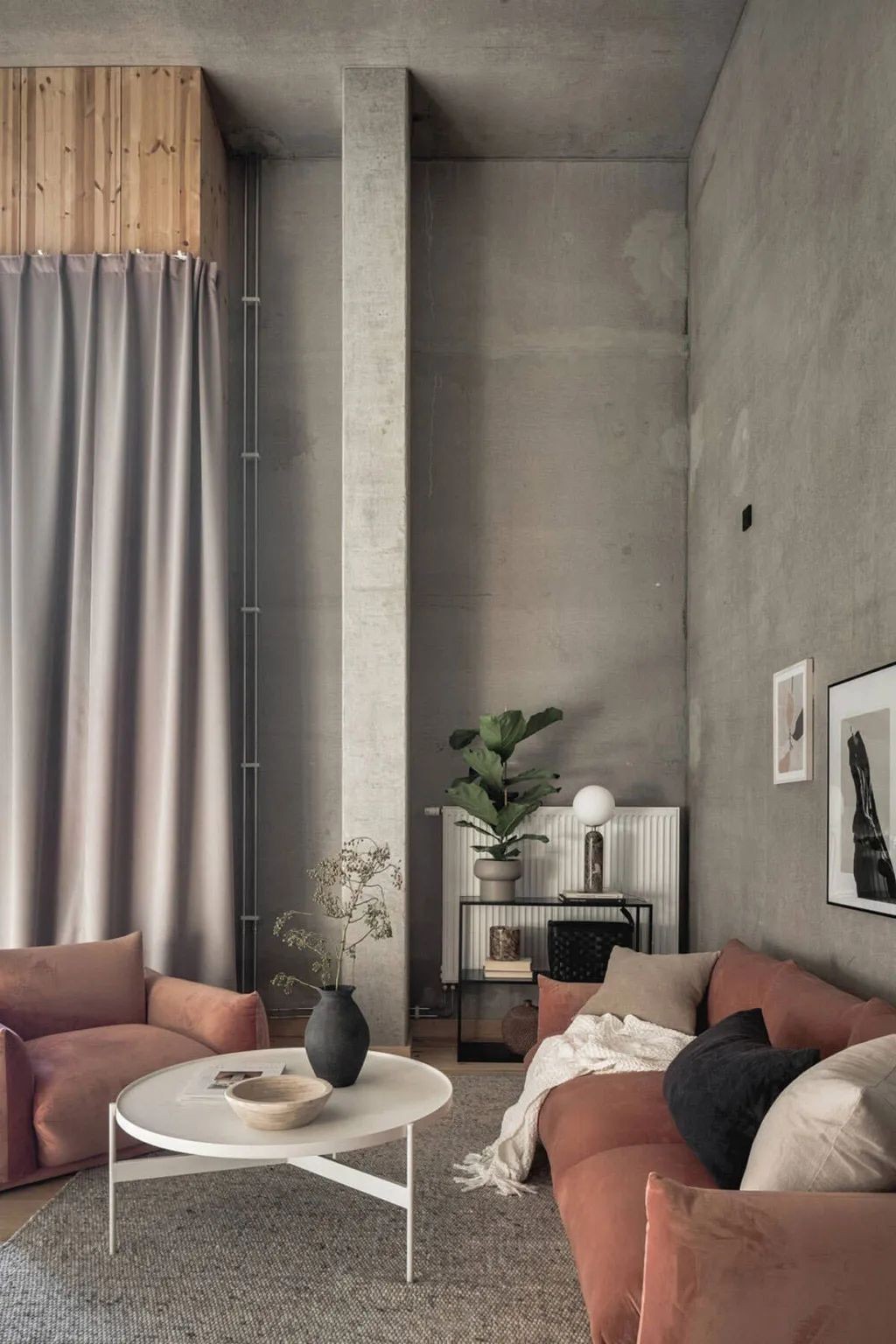 哥德堡一处由混凝土和木材混搭的个性阁楼公寓 | Planète Déco