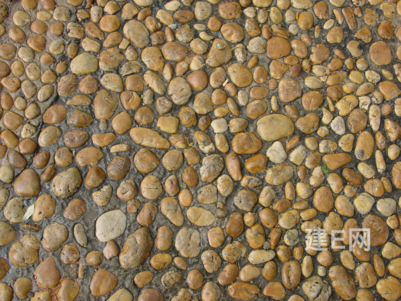 鹅卵石铺装案例-工程案例-南京绿磊装饰材料有限公司